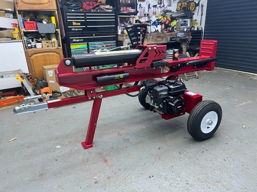Log splitter towable tonne - splitter,